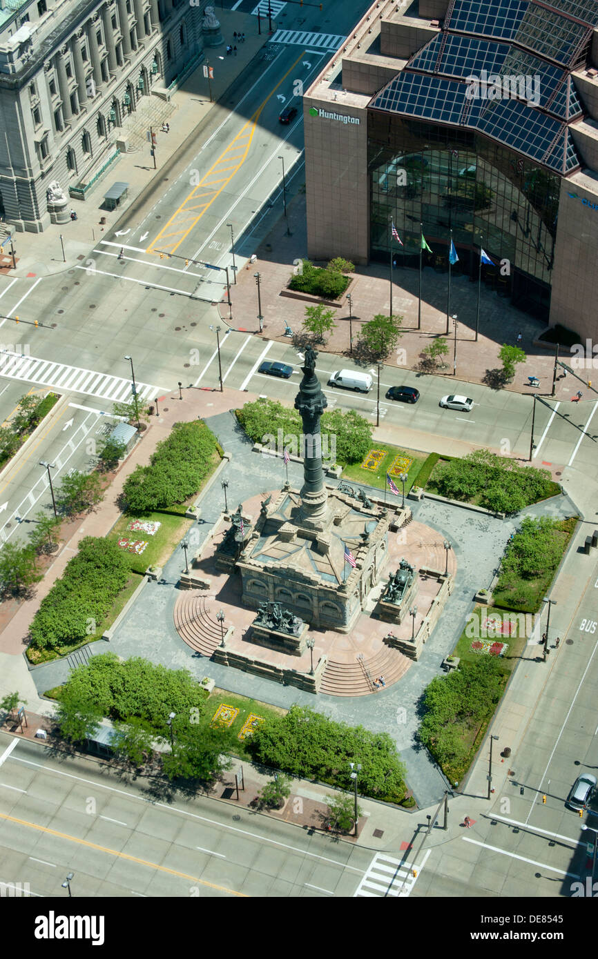 Soldados y Marineros monumento Plaza Pública del Condado de Cuyahoga Downtown Cleveland Ohio EE.UU Foto de stock