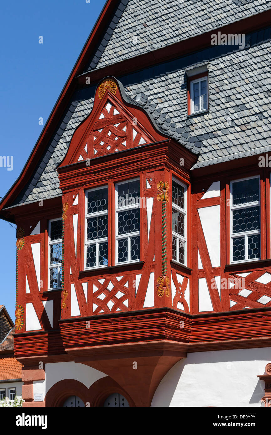 Ayuntamiento = Buergerhaus (construido en 1600) en Woerth en Main, Baviera, Alemania Foto de stock