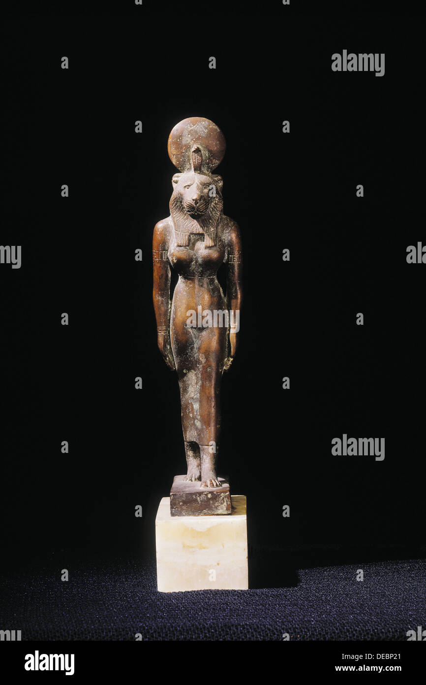 Enemigos de la religión fotografías e imágenes de alta resolución - Alamy