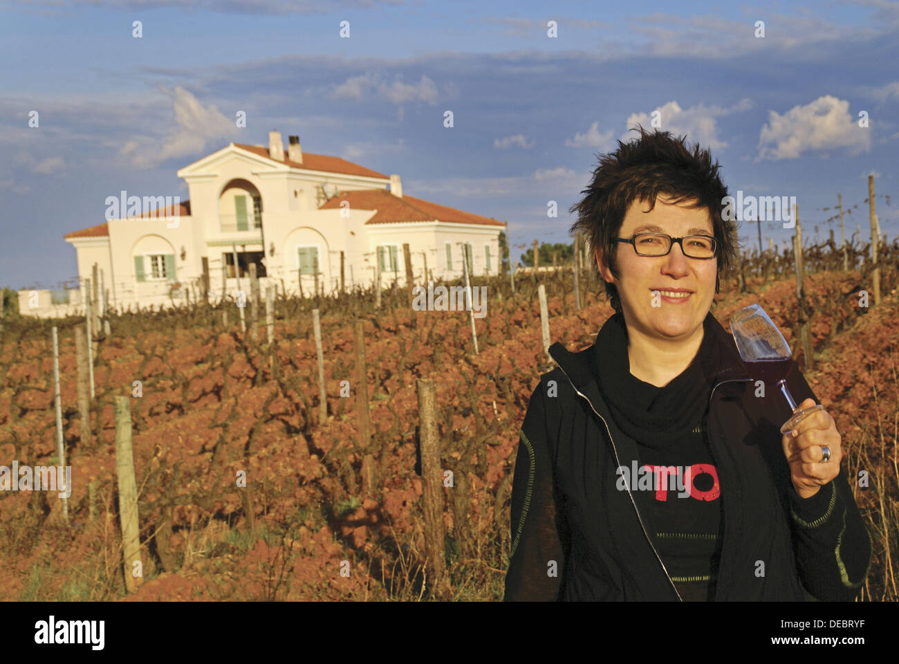 Enólogo Josée Vanucci, desde 'Clos Fornelli', a Tallone, en el área de  Aleria. La Córcega. Francia Fotografía de stock - Alamy