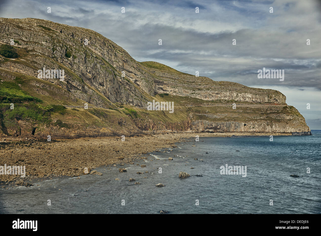 En la línea de la costa norte de Gales Llandudno Foto de stock