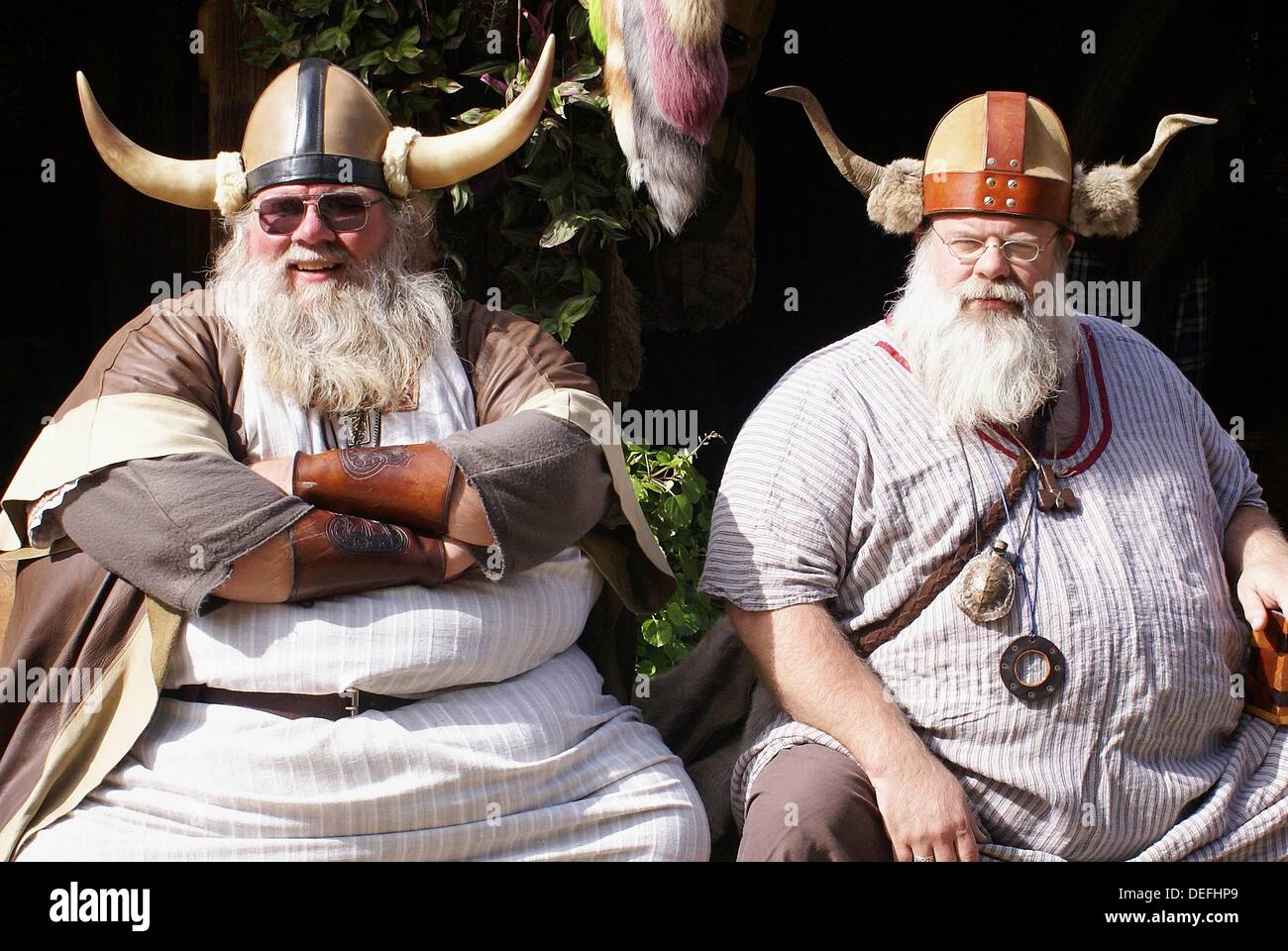 Disfraces de vikingo fotografías e imágenes de alta resolución - Alamy