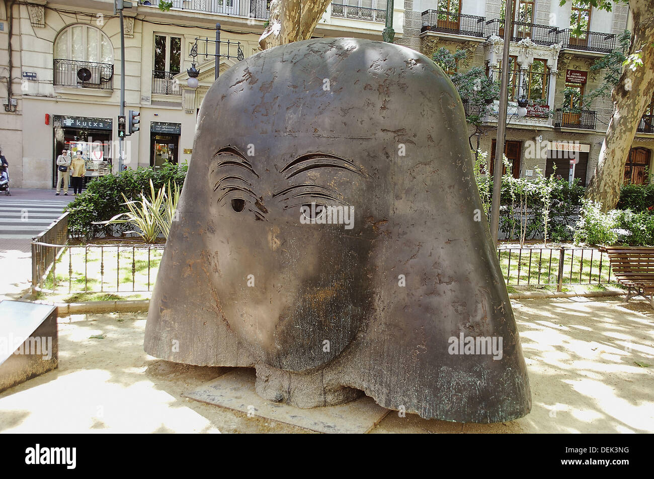 La escultura, la Gran Vía Marqués del Turia, Valencia, España Fotografía de stock Alamy La escultura, la Gran Vía Marqués del Turia, Valencia, España Fotografía de stock Alamy