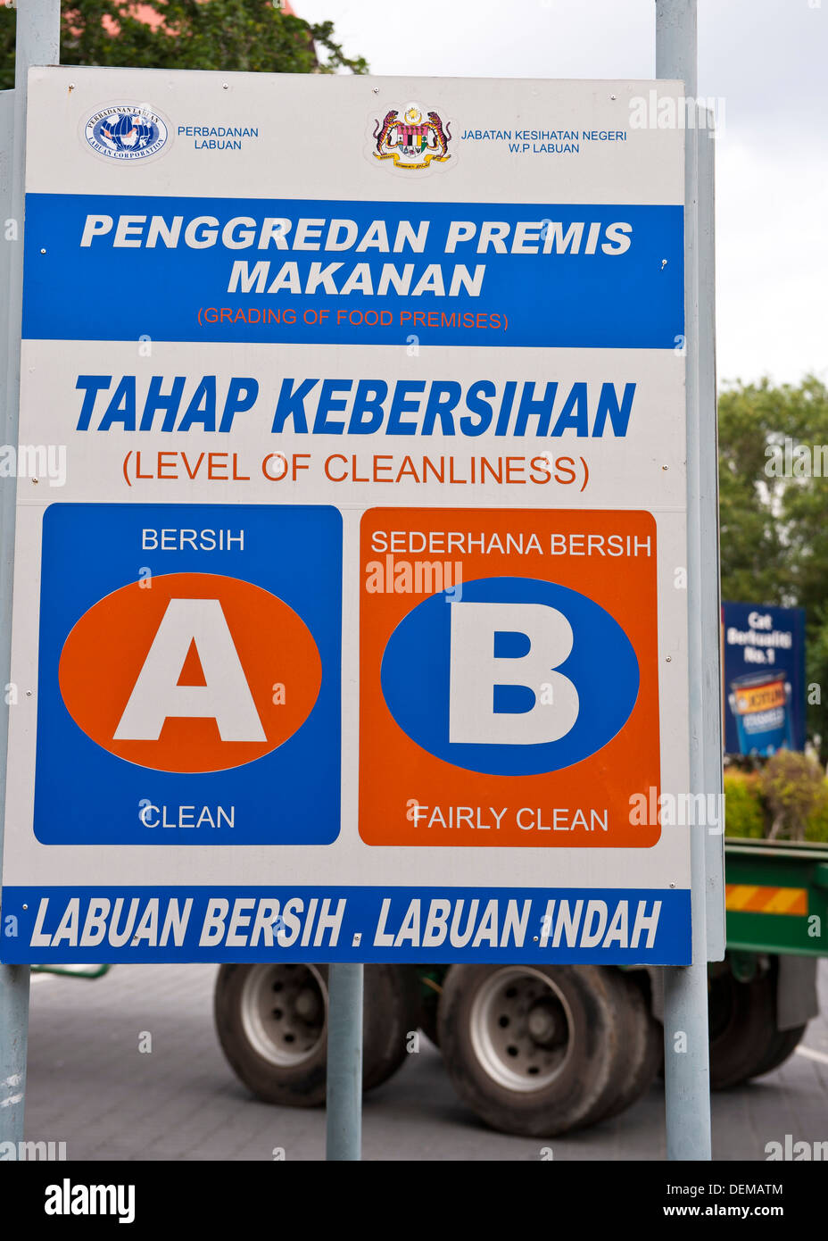 Nivel de limpieza Clasificación Signo, Labuan, Malasia Foto de stock