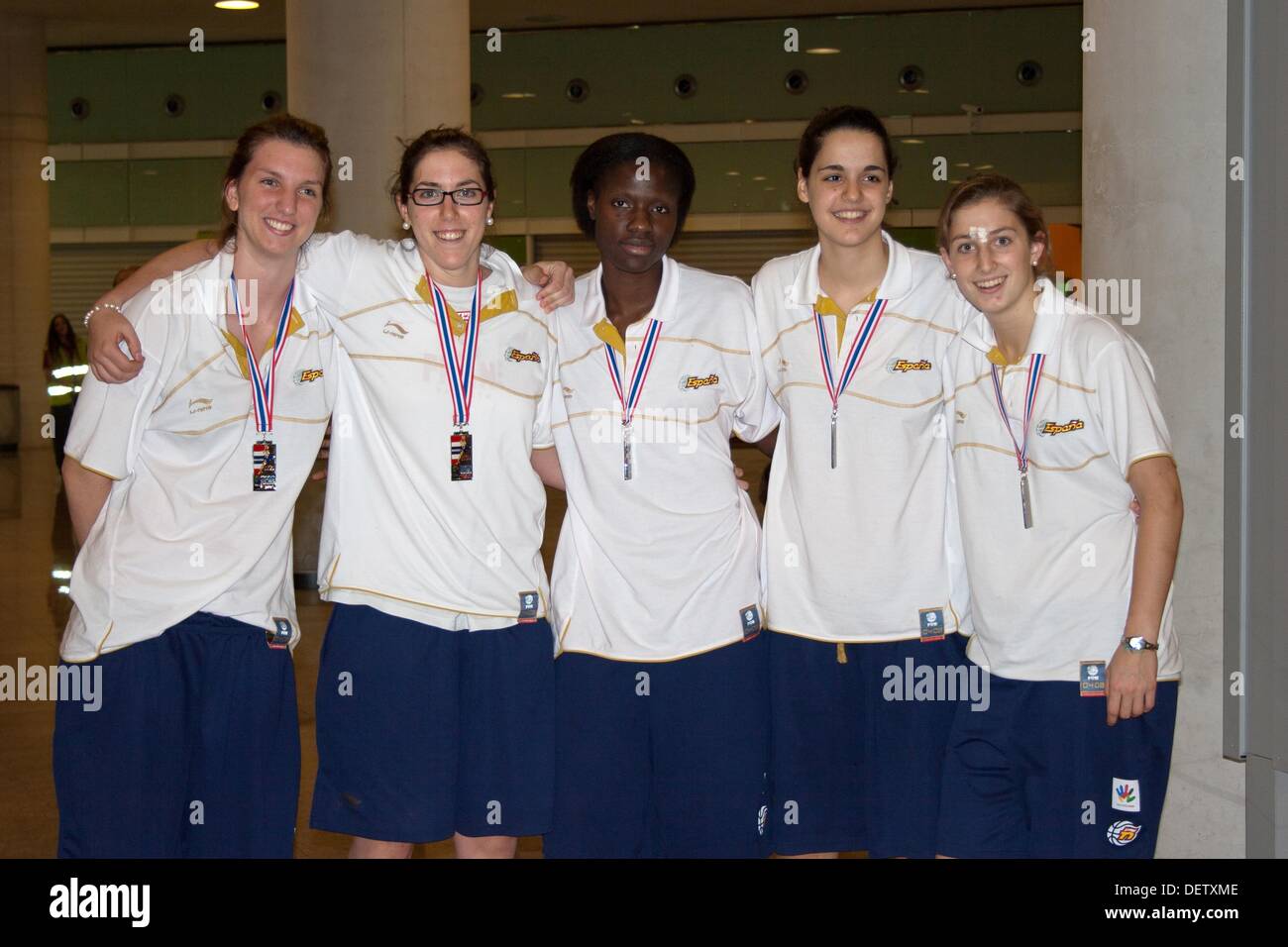 U19 La selección española de baloncesto femenino, medalla de plata, del  baloncesto mundial Bangok 2009 Fotografía de stock - Alamy