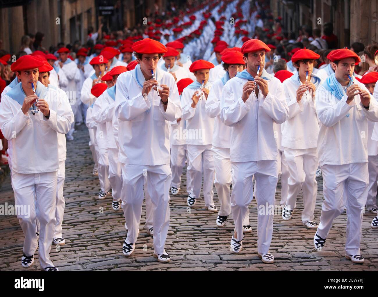 Basque folklore fotografías e imágenes de alta resolución - Página 11 -  Alamy