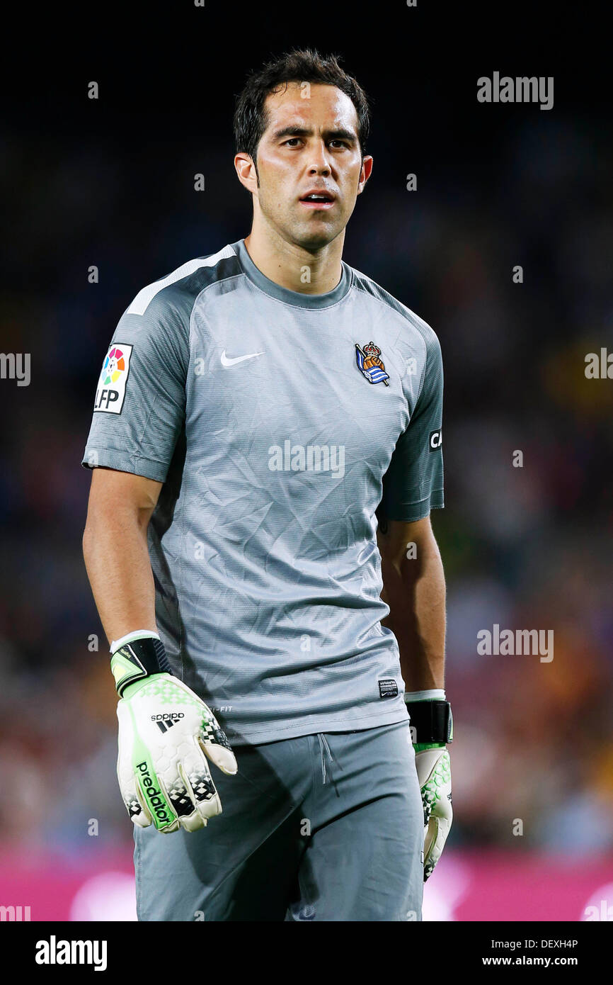 Barcelona, España. 24 Sep, 2013. Claudio Bravo (Sociedad) Fútbol / Soccer :  Español 'Liga Española' partido entre el FC Barcelona 4-1 Real Sociedad en  el estadio Camp Nou de Barcelona, España. ©