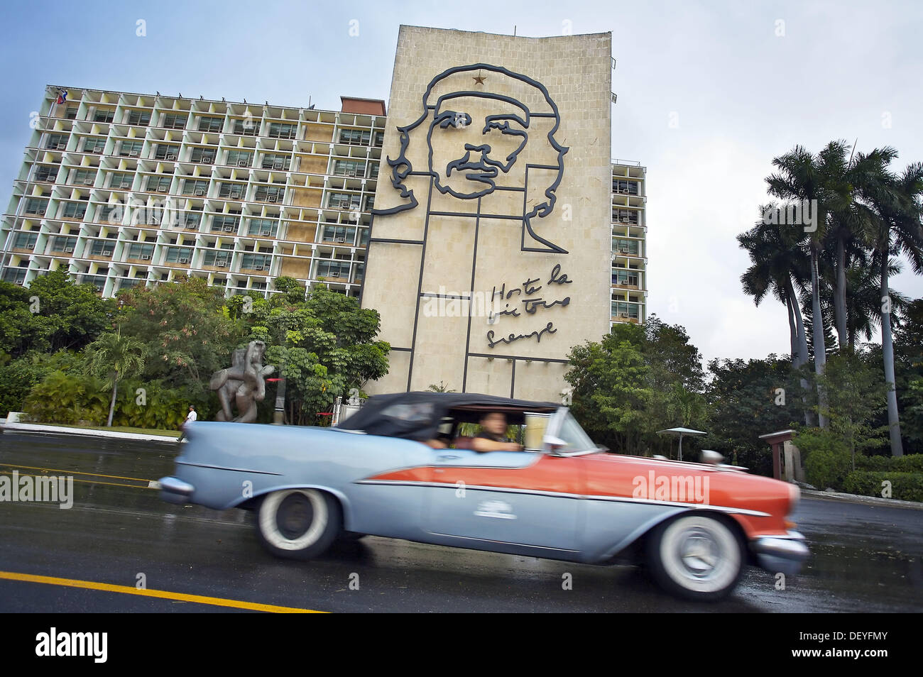 Monumento a Ernesto Che Guevara (1928 - 67) en la Plaza de Revolución. La Habana. Cuba Foto de stock