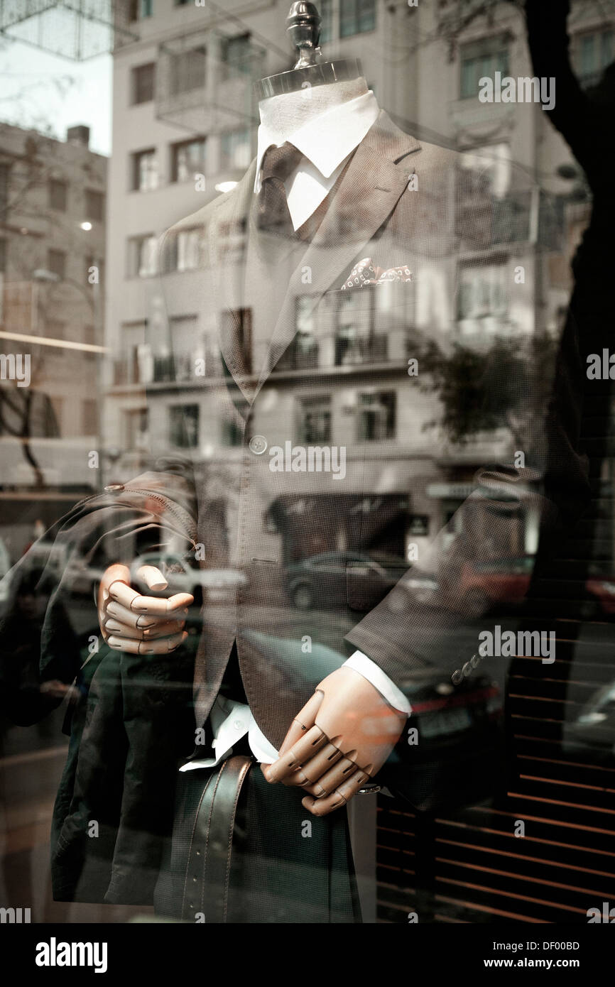 Massimo Dutti tienda en la calle Goya, Madrid, España Fotografía de stock -  Alamy