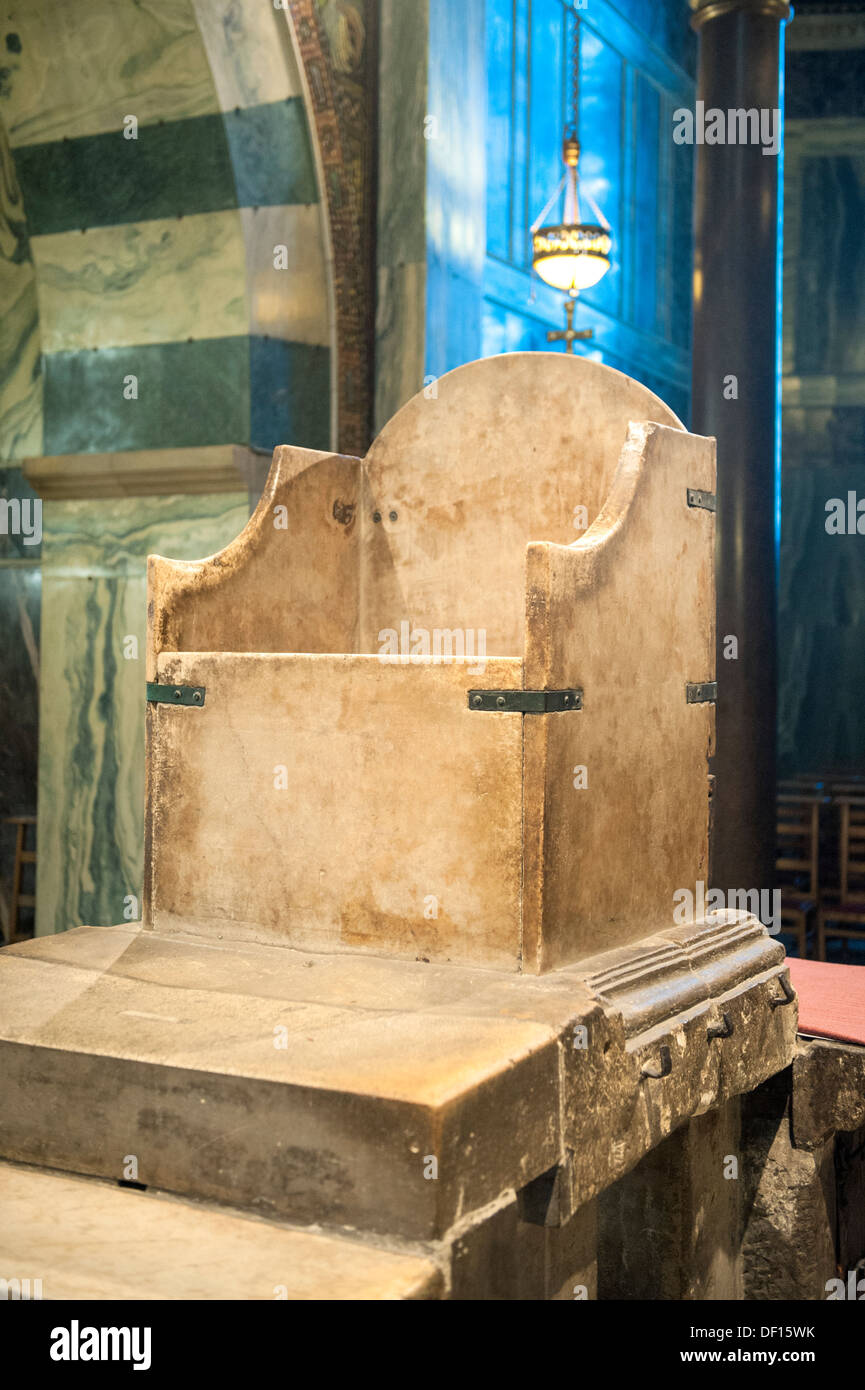 Donde fueron coronados los santos emperadores romanos fotografías e