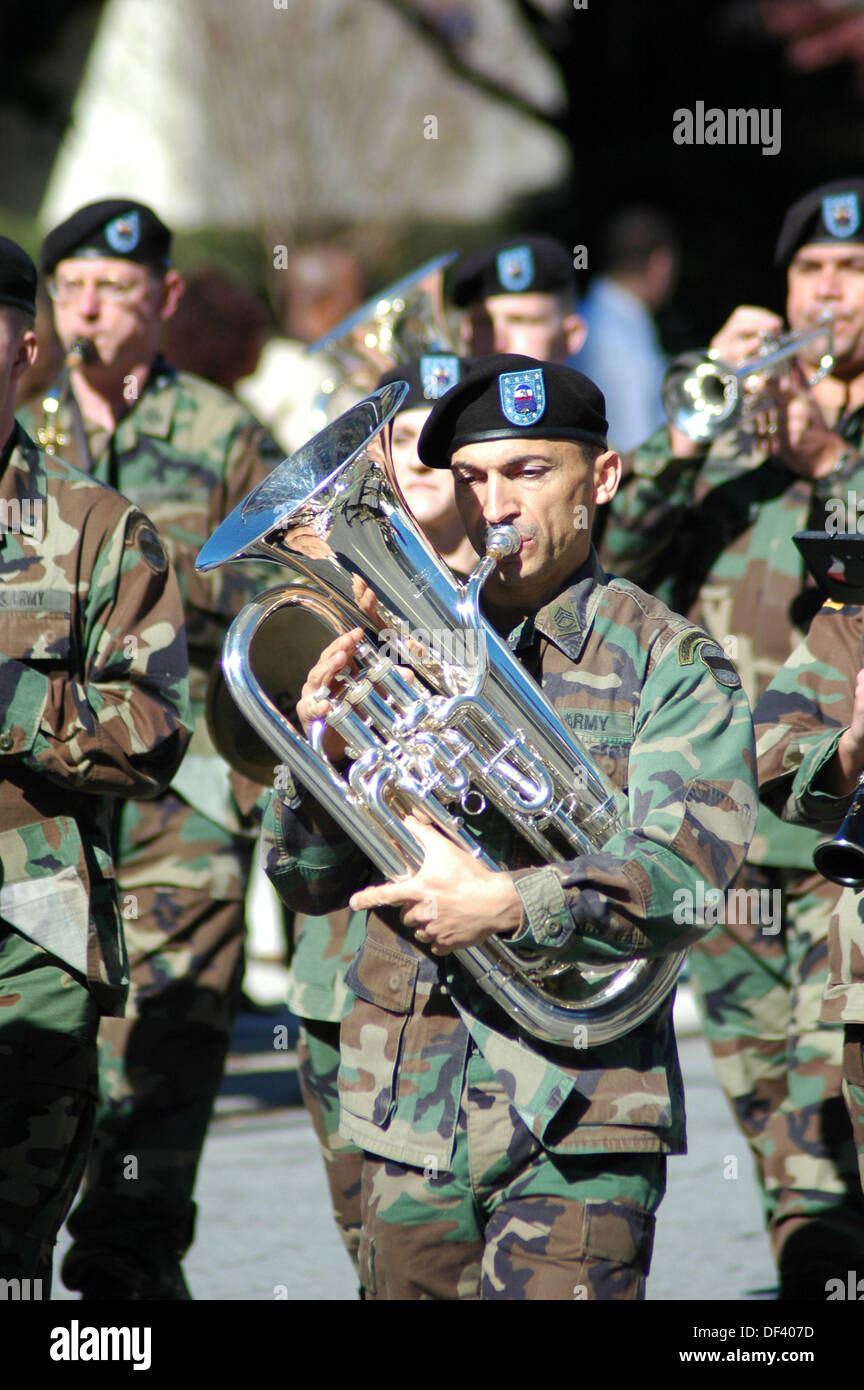 Banda del Ejército con instrumentos Foto de stock