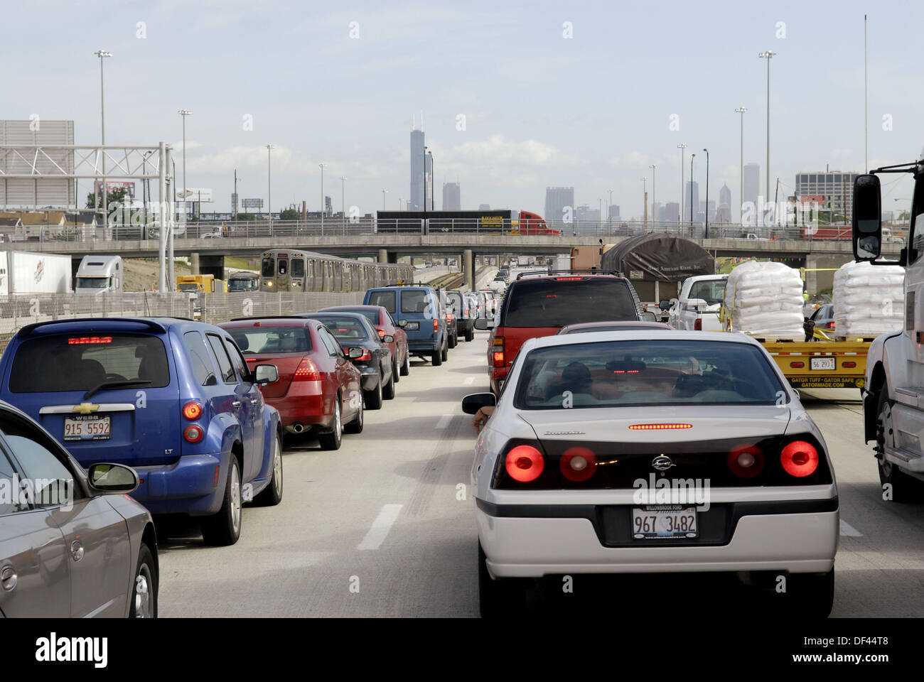 Patrón de tráfico en Chicago, Illinois, en la interestatal I-94. Ee.Uu.. Foto de stock