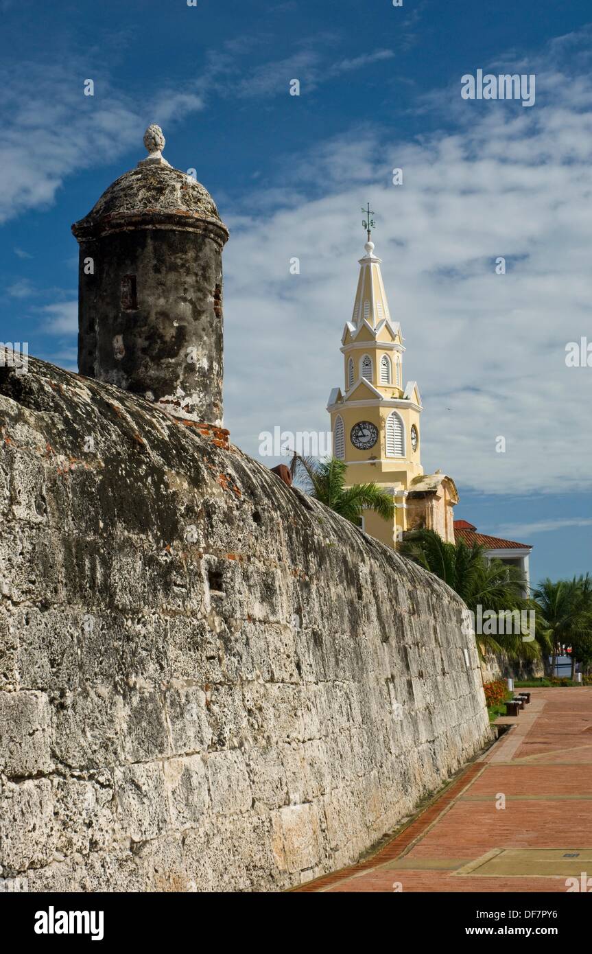 La torre del reloj del siglo XIX, Cartagena de Indias, Departamento de Bolívar, Colombia, Sur America Foto de stock