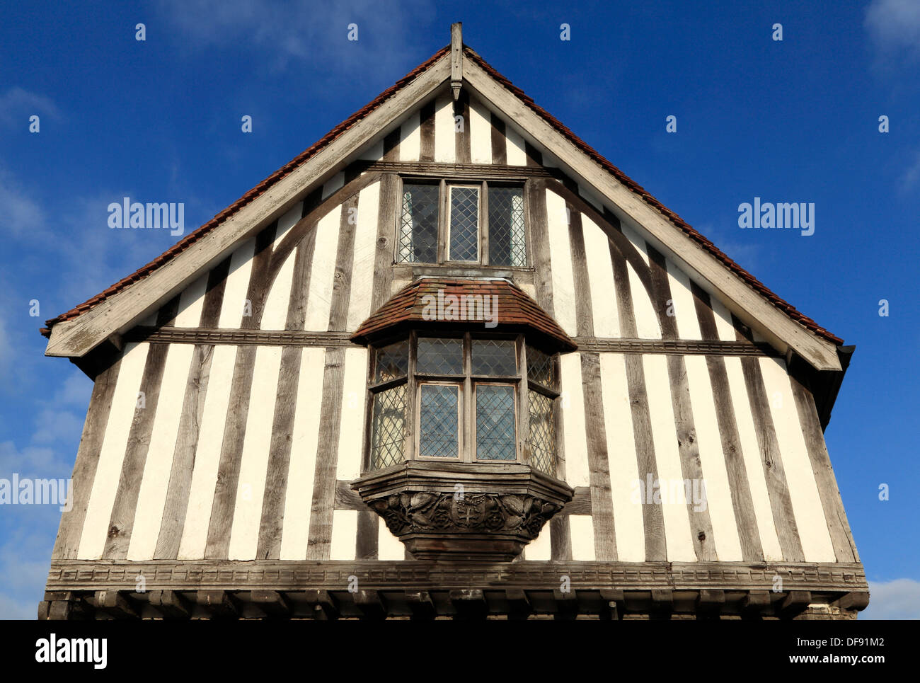 Ojo, Suffolk, la Lonja medieval, detalle, Inglaterra construir edificios de madera Foto de stock