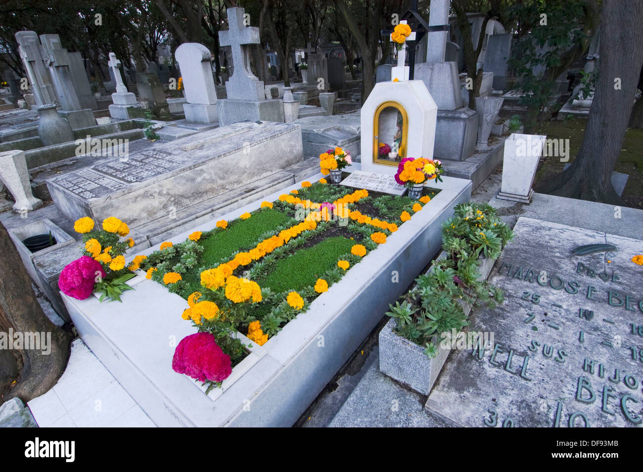 Cementerio frances fotografías e imágenes de alta resolución Alamy