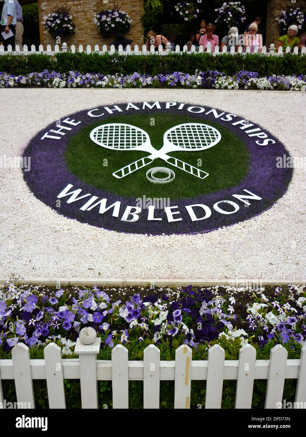 Decoración floral en los campeonatos de Wimbledon Foto de stock