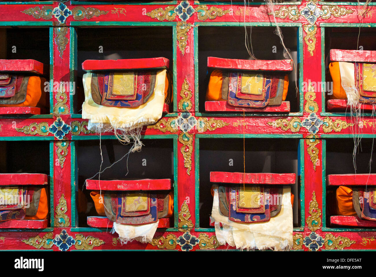Los textos sagrados, Namche monasterio, Namche Bazaar, Nepal, Asia Foto de stock