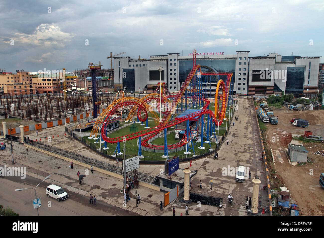 Dhaka, Bangladesh. 03 Oct, 2013. . Futuro Jamuna Park, el mayor centro comercial y de ocio de Asia y la tercera más grande del mundo. Esta es también la12th centro comercial más grande del mundo, con una superficie bruta alquilable de 4,1 millones de metros cuadrados y una superficie total de 5,45 millones de metros cuadrados. Foto de stock
