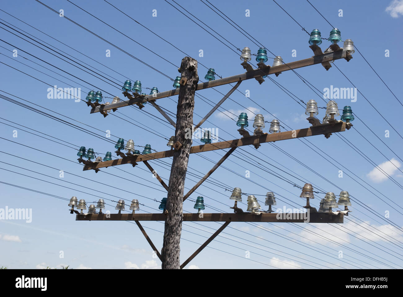 Líneas eléctricas, Guayos. Sancti-Spiritus, Cuba Fotografía de stock - Alamy