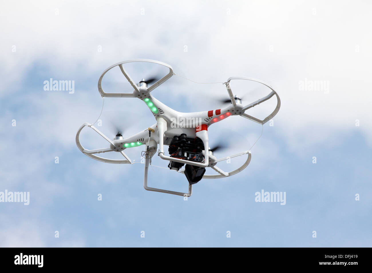 Aerial video camera fotografías e imágenes de alta resolución - Alamy