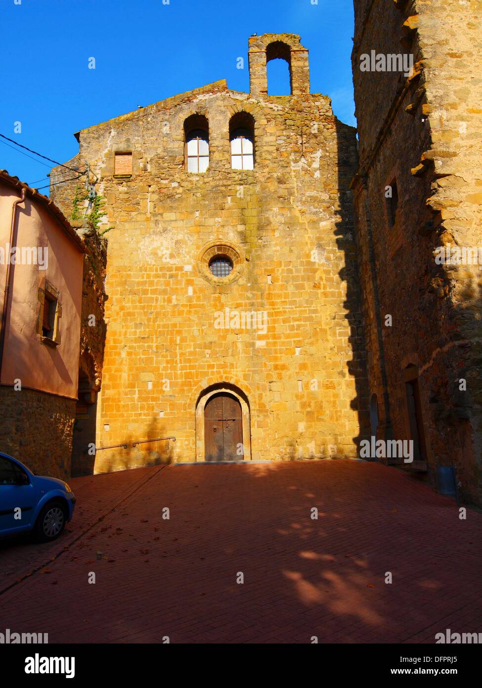 Ciudad Medieval Corçá Girona Catalunya España Foto de stock