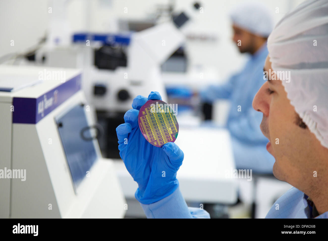 Observación de oblea de silicio Tencor profilometer Medición del índice Observación de oblea de silicio Tencor profilometer Medición del índice