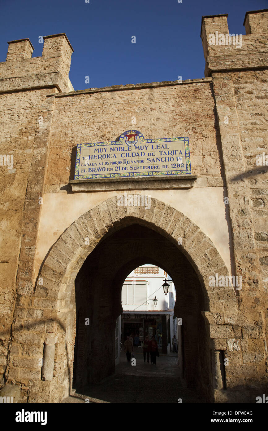 La Puerta de Jerez, Tarifa, Cádiz, Andalucía, España Fotografía de stock -  Alamy