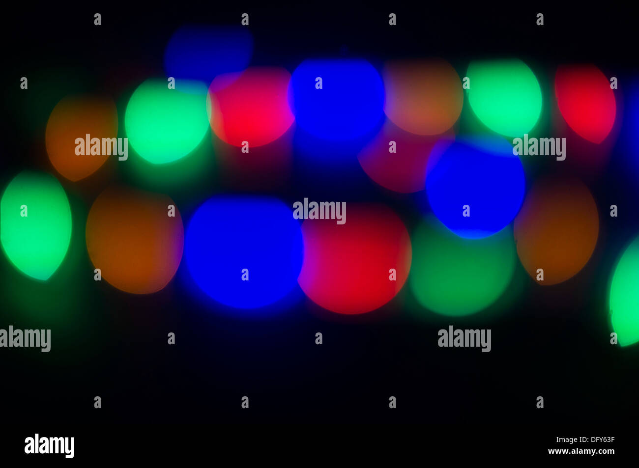 Tira de luces LED de colores - fuera de foco colores borrosa Fotografía de  stock - Alamy