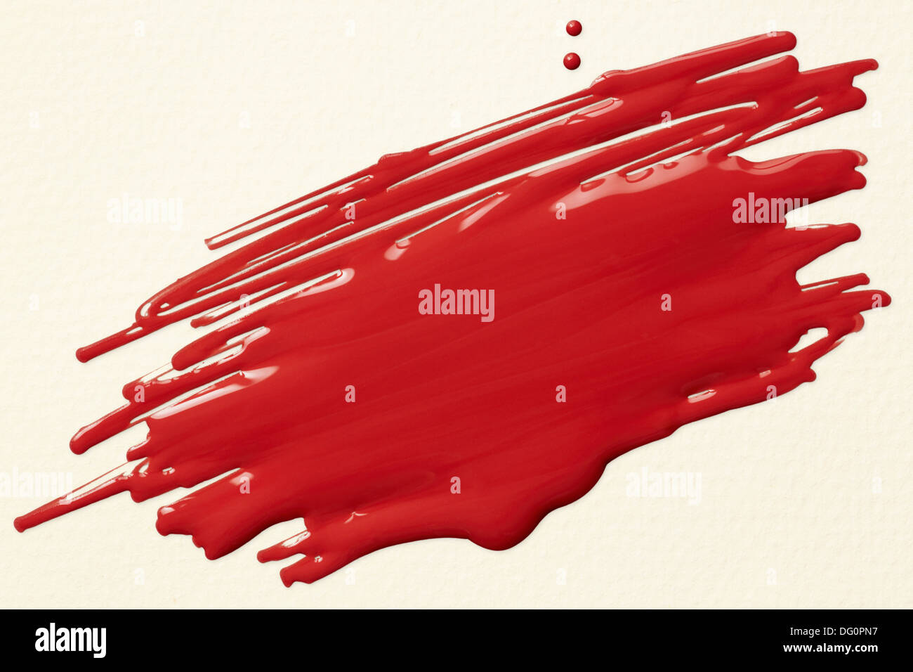 Pintura rojo sobre blanco papel con textura de garabatear Foto de stock