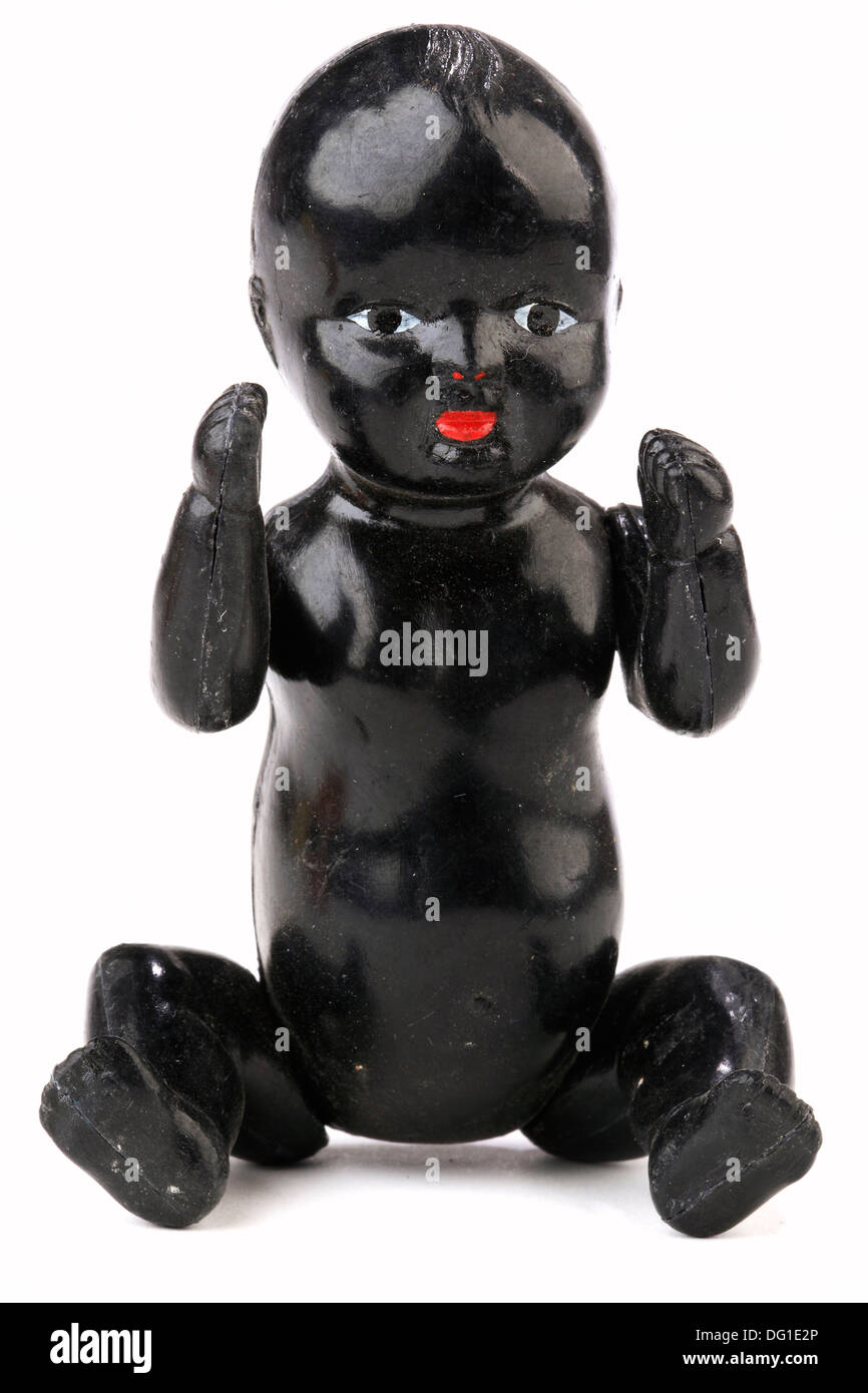 Antigua muñeca hecha de un material llamado 'celuloide'; entre 1873 y 1926, posiblemente por el caucho y fábrica de celuloide. Foto de stock