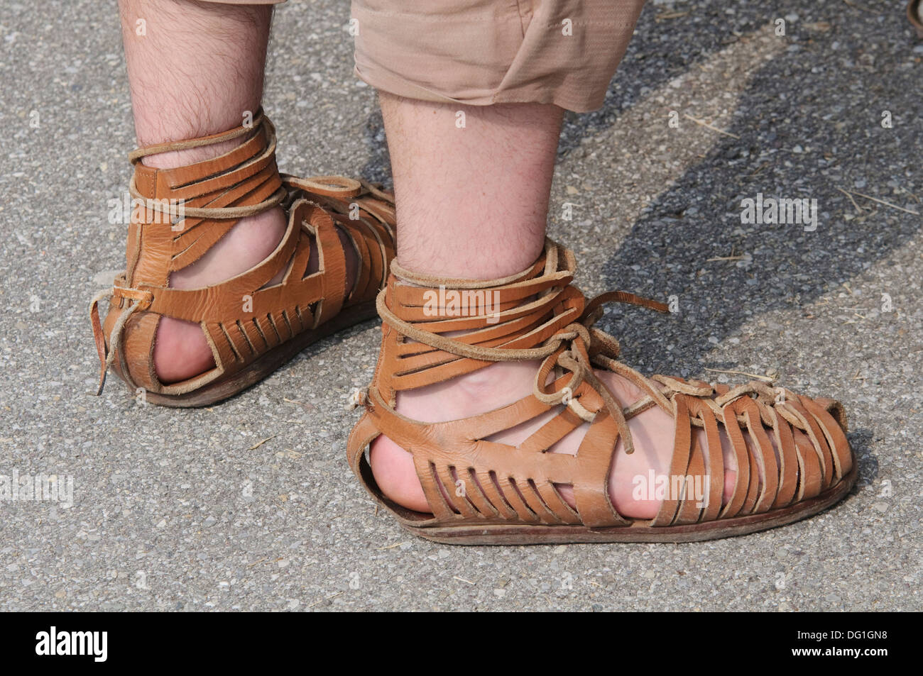 Sandalias de soldados romanos sale