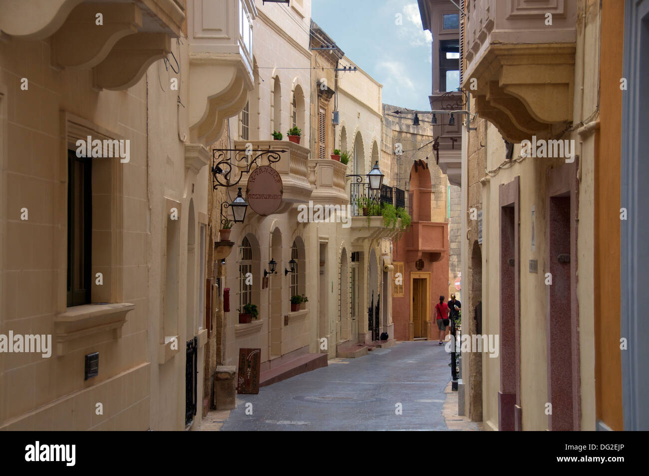 Il Karita calle Victoria Gozo Malta Foto de stock