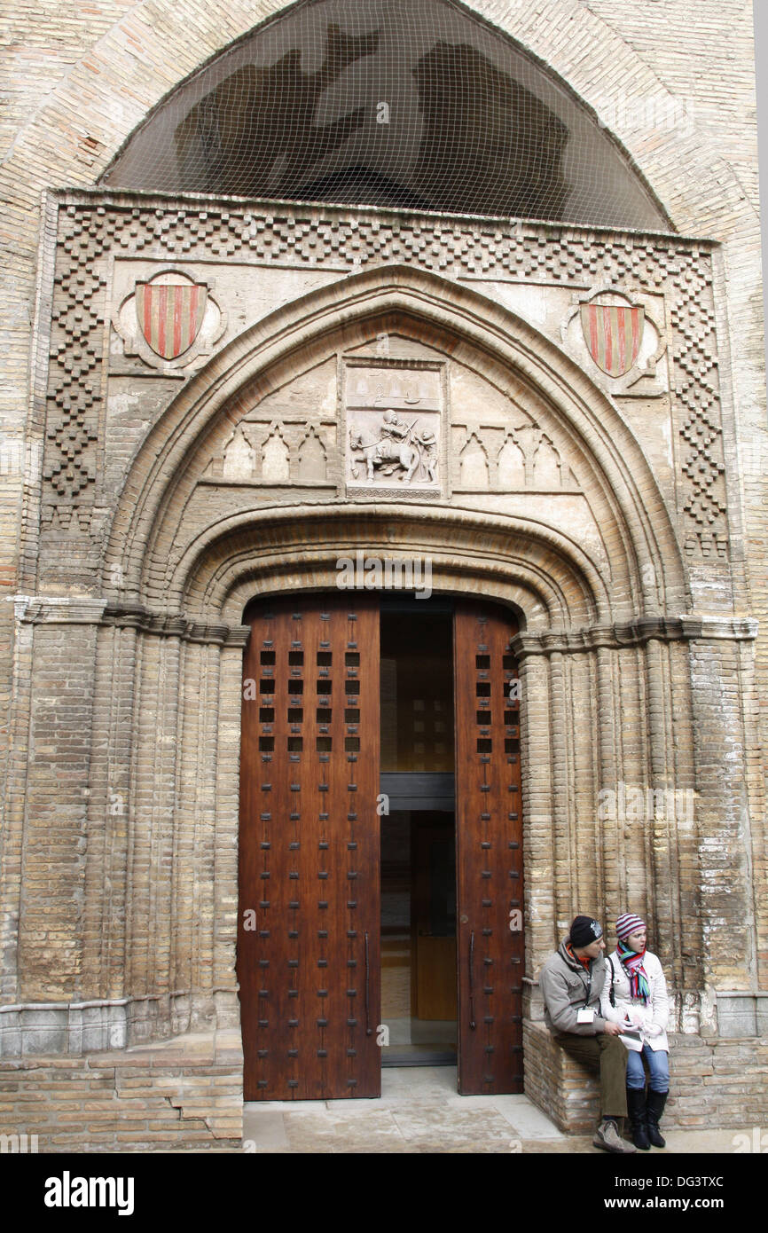 Iglesia de San Martín, puerta construida en la época de Martín I el