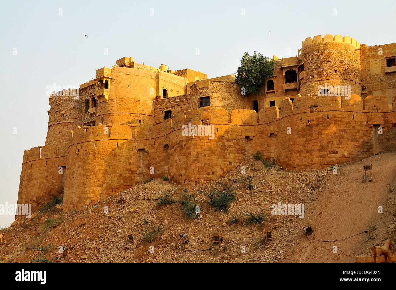 Remparts, torres y fortificaciones de Jaisalmer, Rajasthan, India, Asia Foto de stock