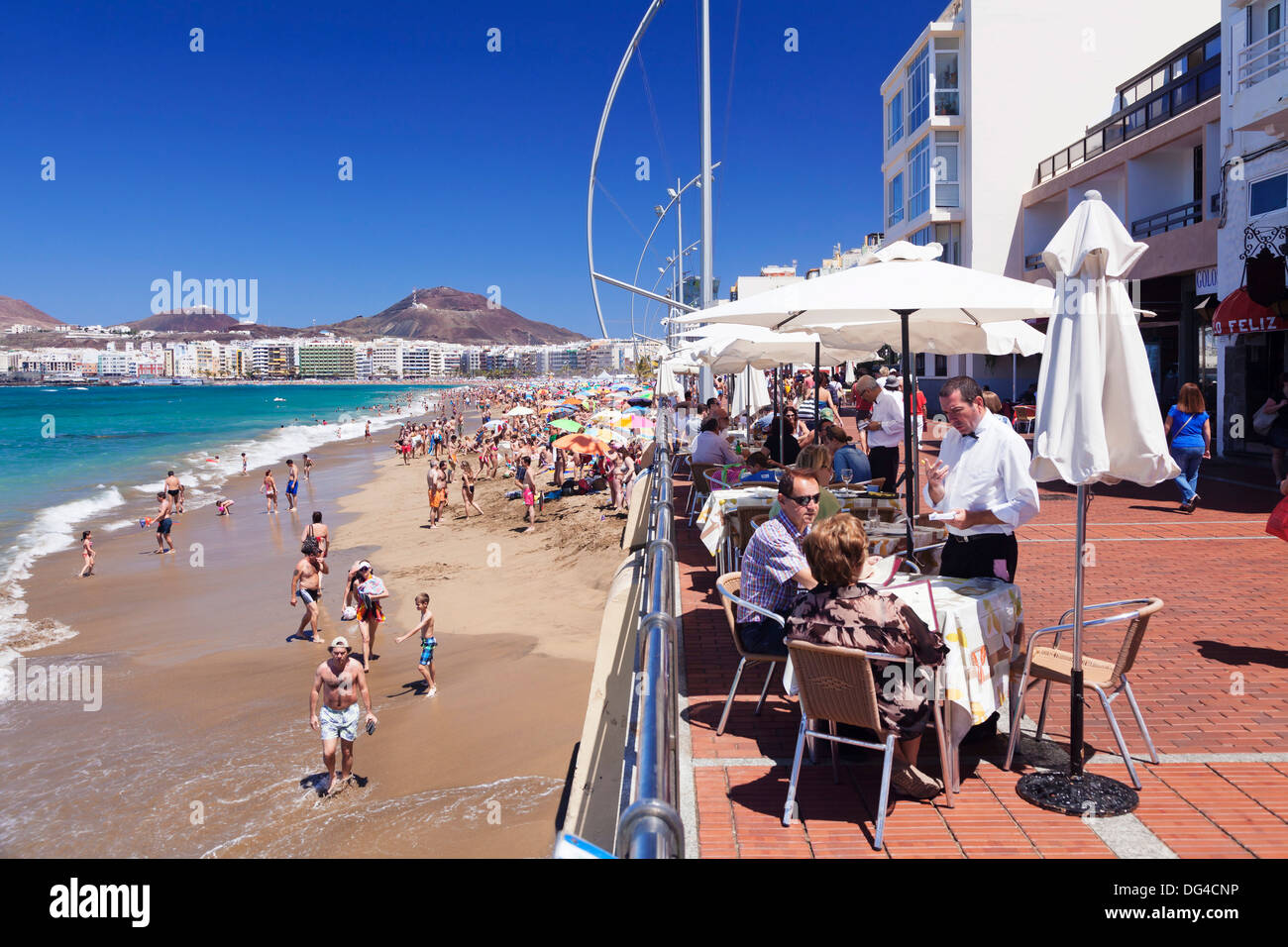 La Playa de Las Canteras, Las Palmas de Gran Canaria, Islas Canarias,  Atlántico, Europa Fotografía de stock - Alamy