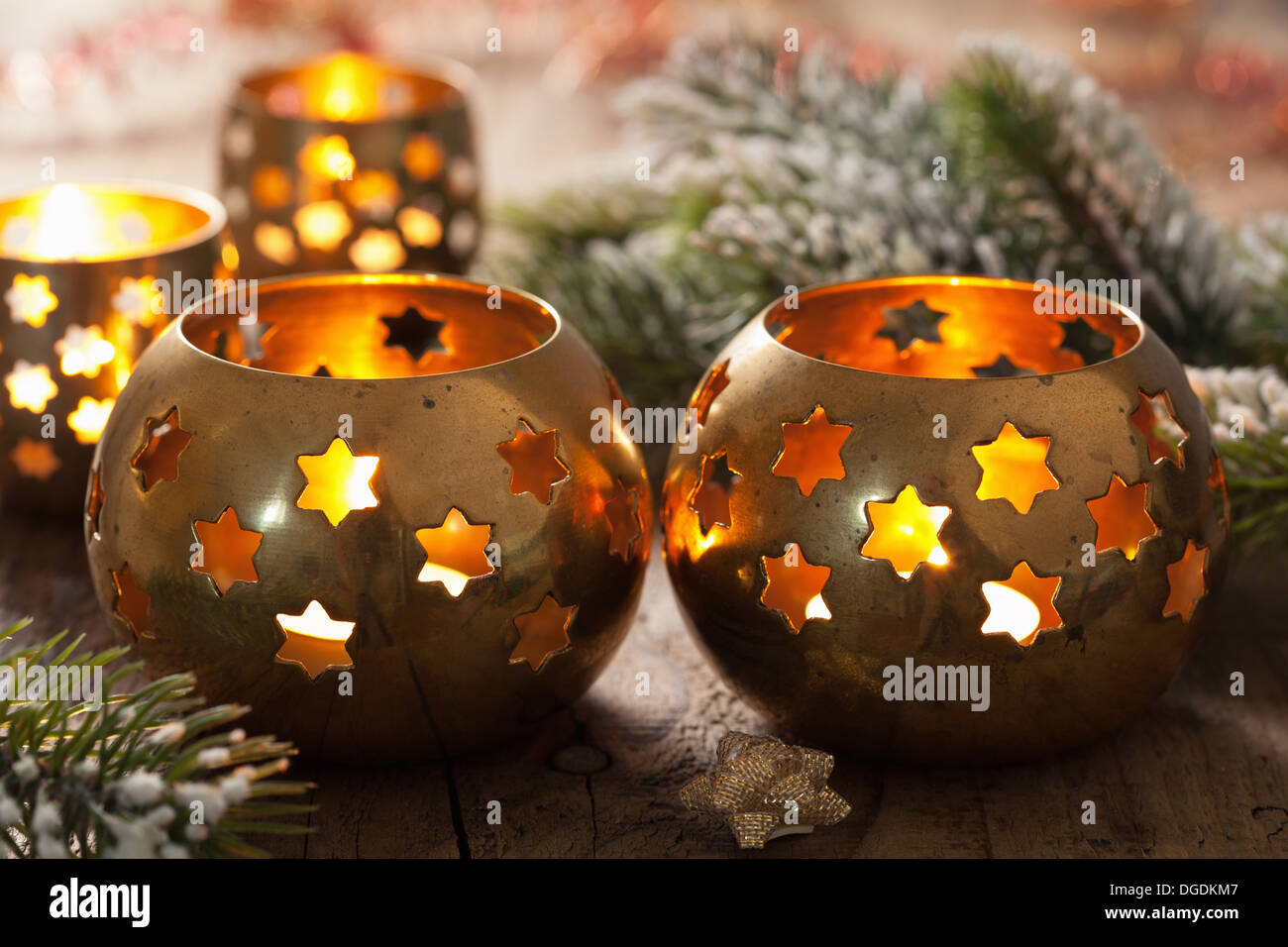Quema de faroles de navidad Fotografía de stock - Alamy