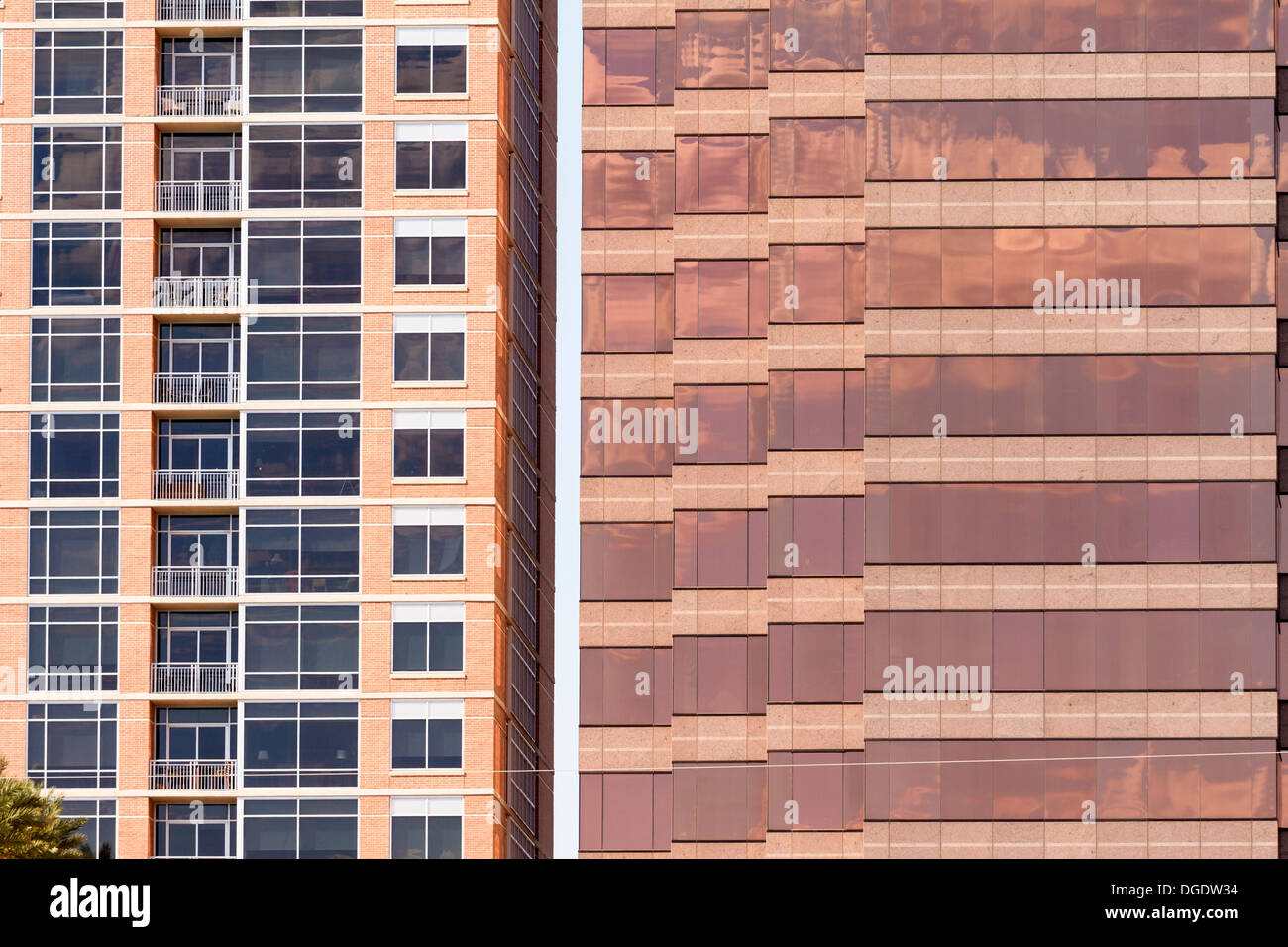 Bloque de apartamentos y bloque de oficina de Austin, Texas, EE.UU. Foto de stock