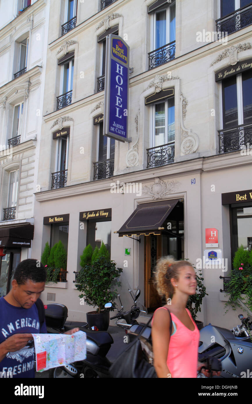 París Francia,Europa,Francés,5th arrondissement,Barrio Latino,Rive Gauche,Izquierda Bancada,Rue du Sommerard,Jardin de Cluny,Best Western,hoteles hotel alojamiento i Foto de stock