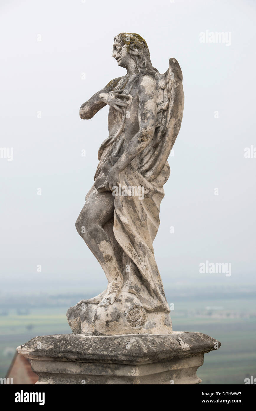 Angel figura, iglesia Bergkirche, Eisenstadt, Burgenland, Austria, Europa Foto de stock