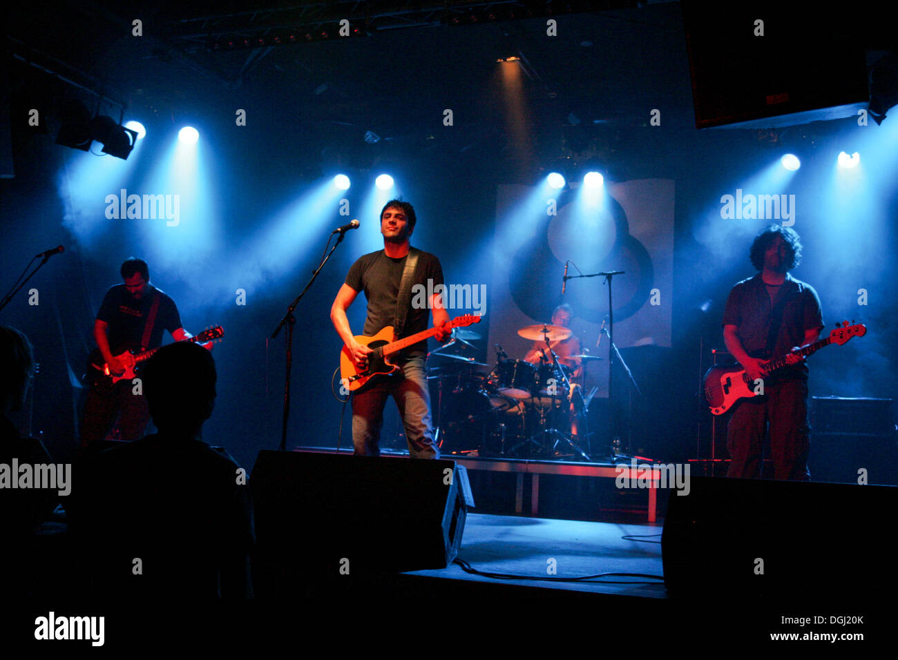 El ruido de la banda alemana de rock Live perjudiciales en el lugar Schueuer, Lucerna, Suiza Foto de stock