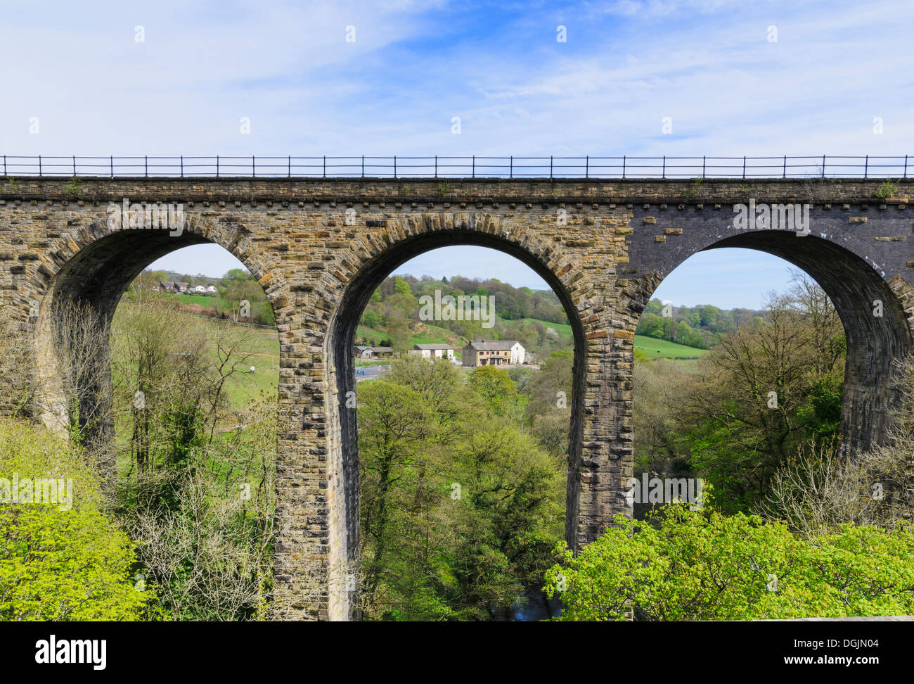 Marple viaducto sobre el río, Goyt Marple, Stockport, Gran Manchester, Inglaterra Foto de stock