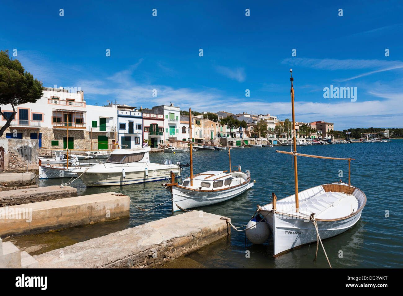 El puerto de Porto Colom, Portocolom, Mallorca, Islas Baleares, España,  Europa Fotografía de stock - Alamy