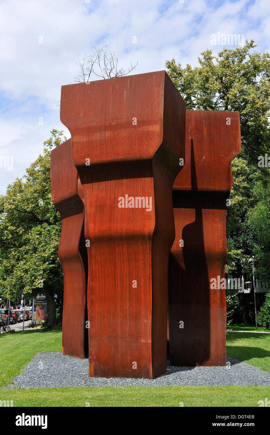 Buscando la Luz, 1997, acero moderna escultura de Eduardo Chillida, Barer Strasse street, Munich, Baviera Foto de stock