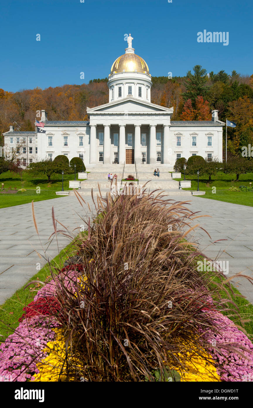 Capitolio Estatal con una cúpula dorada, Montpelier, Vermont, Nueva Inglaterra, Estados Unidos, América del Norte Foto de stock