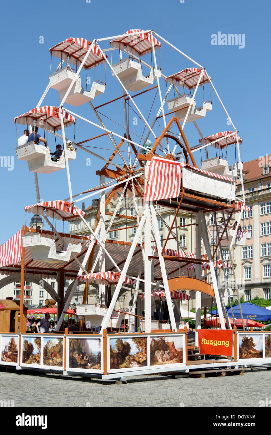 La noria, plaza altmarkt, Dresde, Sajonia Foto de stock