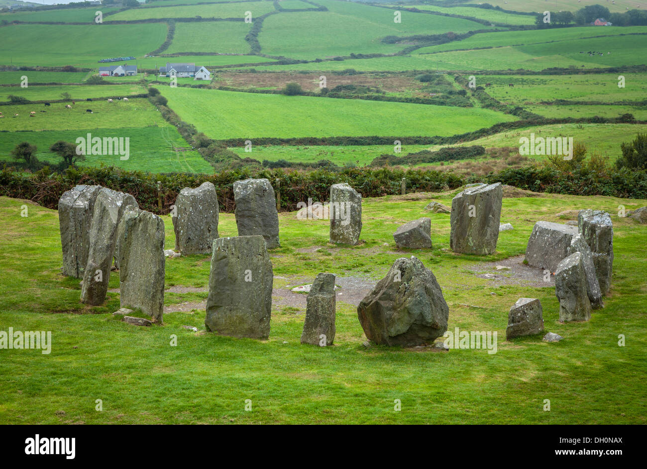 El condado de Cork, Irlanda: Piedras de Drombeg círculo de piedra que data de cerca de Glandore 1100-800 A.C. Foto de stock