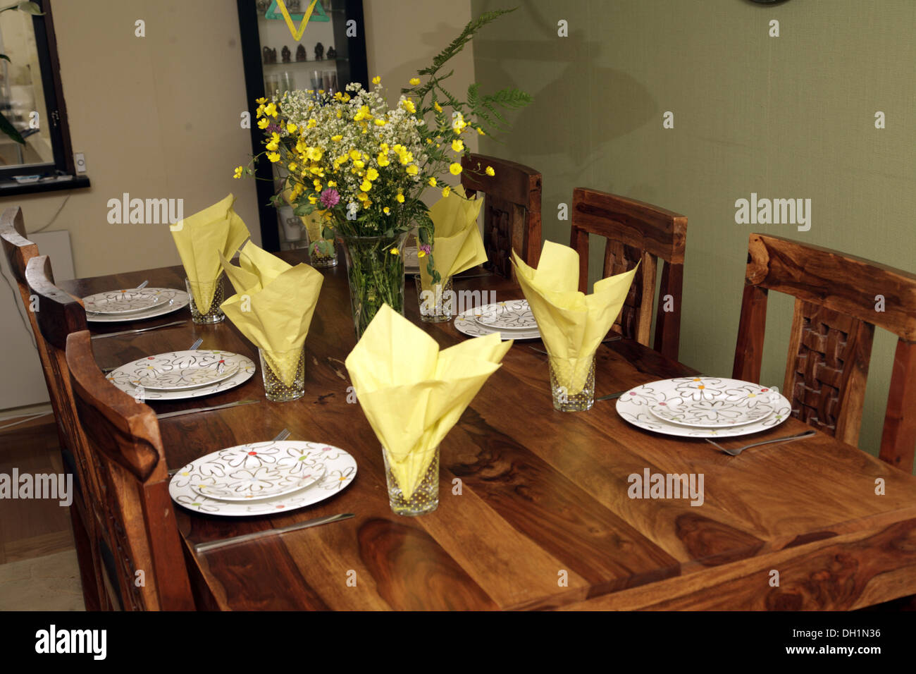 Mesa de comedor para seis Suecia europa Foto de stock