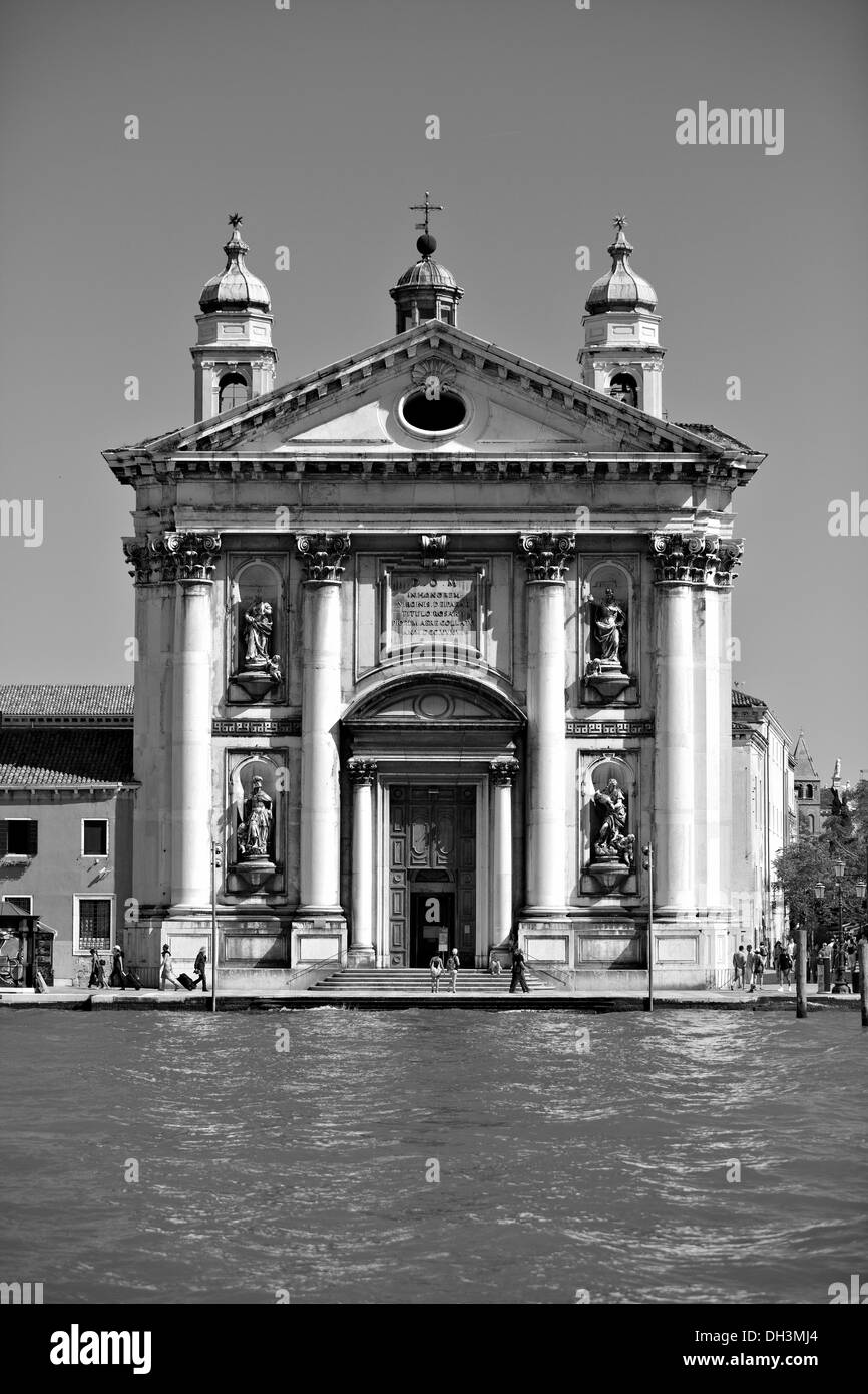 Palace en Venecia, Sitio del Patrimonio Mundial de la UNESCO, imagen en blanco y negro, Venecia, Véneto, Italia, Europa Foto de stock
