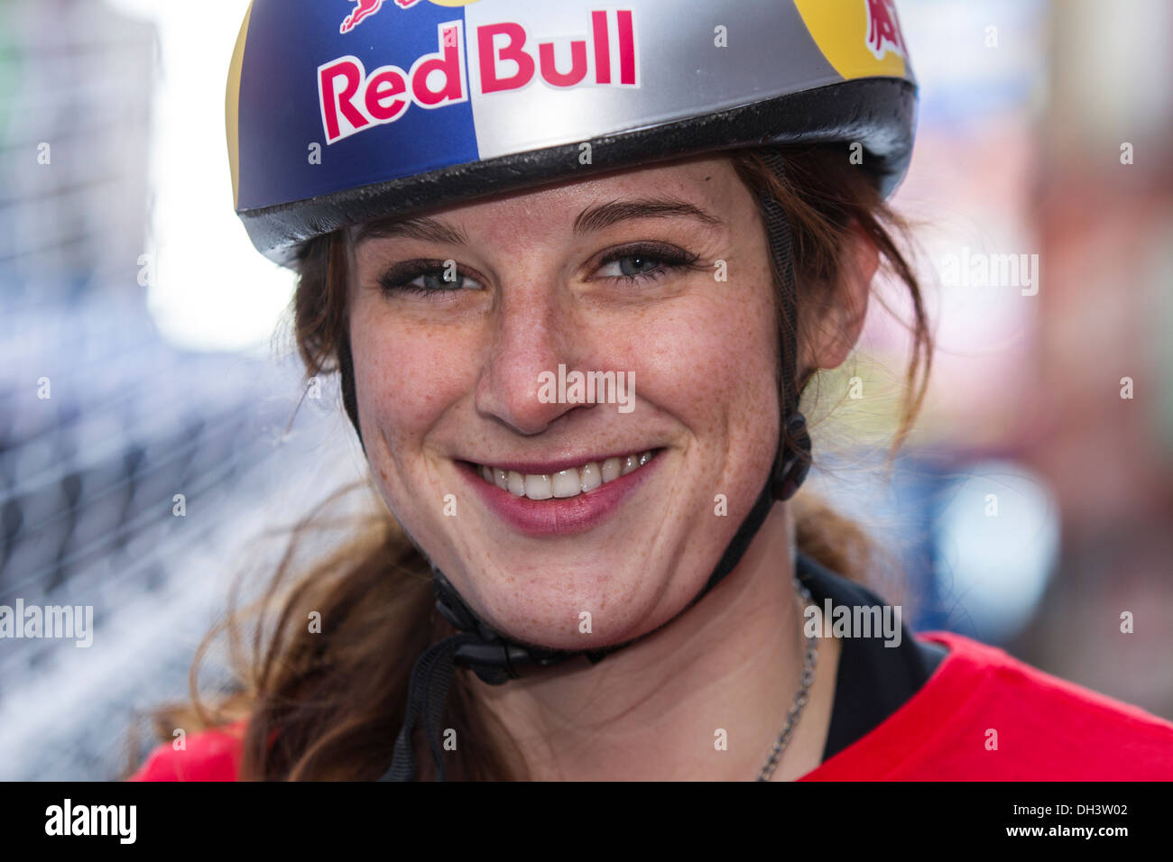 Katherine Reutter en el USOC 100 día cuenta atrás para los Juegos Olímpicos de invierno de Sochi 2014 Foto de stock