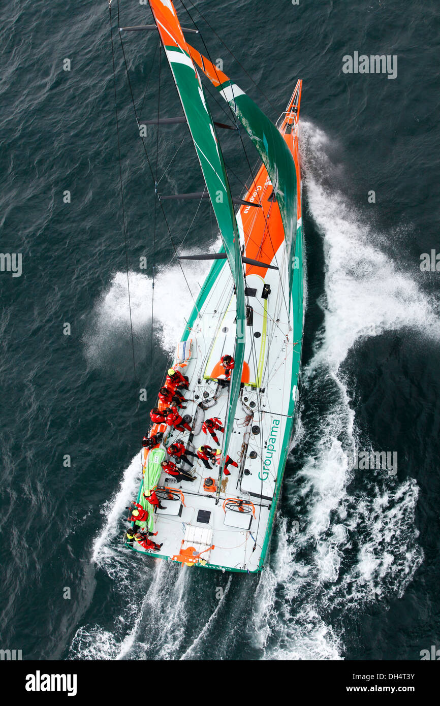 Tour de Belle Ile 2011, el segundo evento de vela en Francia, el número de embarcaciones participantes, La Trinite sur Mer, Bretaña Foto de stock